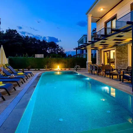 빌라 La Vida - 4 Bedroom In Hisaroenue Oeluedeniz Ovacık