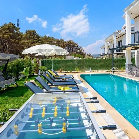 La Vida - 4 Bedroom Holiday In Hisaroenue Oeluedeniz *