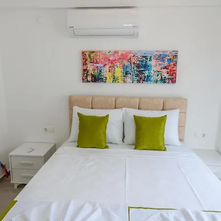 빌라 La Vida - 4 Bedroom In Hisaroenue Oeluedeniz